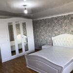 білі меблі в спальню